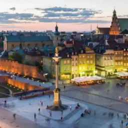Biuro podróży a wiza: Kto odpowiada i ile to kosztuje?