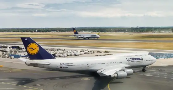 Które lotnisko większe: Monachium czy Frankfurt? Zaskakujące fakty!